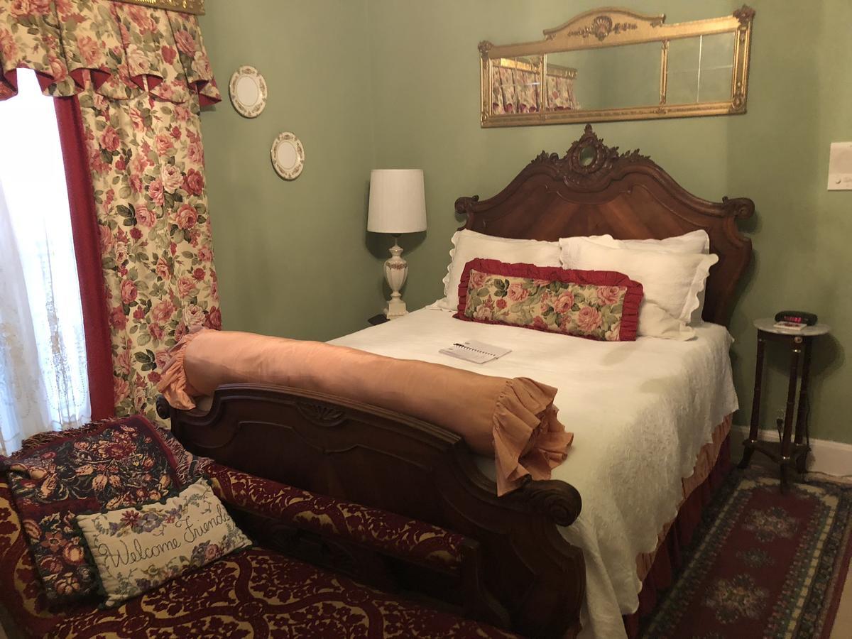 Hayes House Bed And Breakfast มัสโคกี ภายนอก รูปภาพ